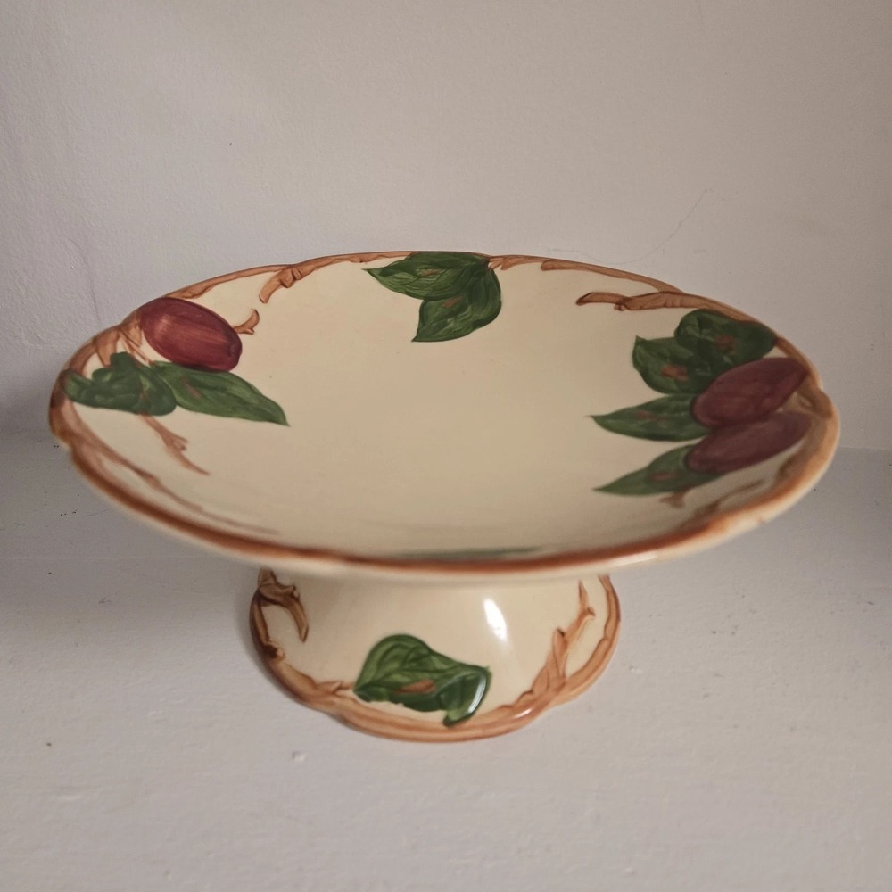 VINTAGE Franciscan Apple Round Compote Cake Stand Excellent condition